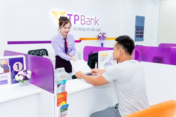 Ngân hàng TPBank có khung giờ làm việc chính từ thứ 2 đến hết ngày thứ 7