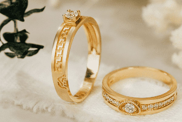 Nhẫn cưới vàng 18K có giá trị không?